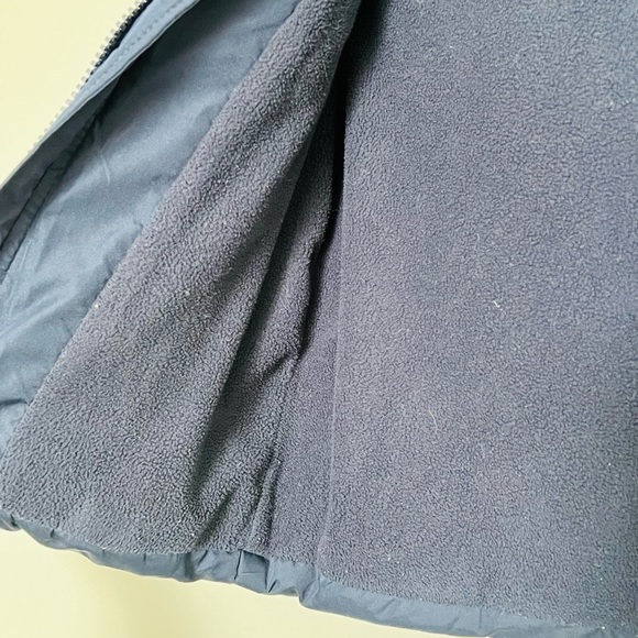 Old Navy toddler boys fleece lined puffer jacket - Picture 3 of 3